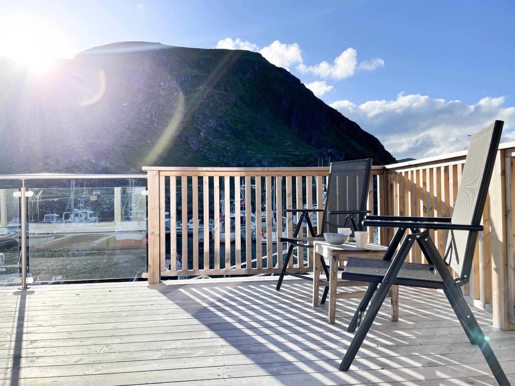 High Standard Lodge Ballstad Exterior photo